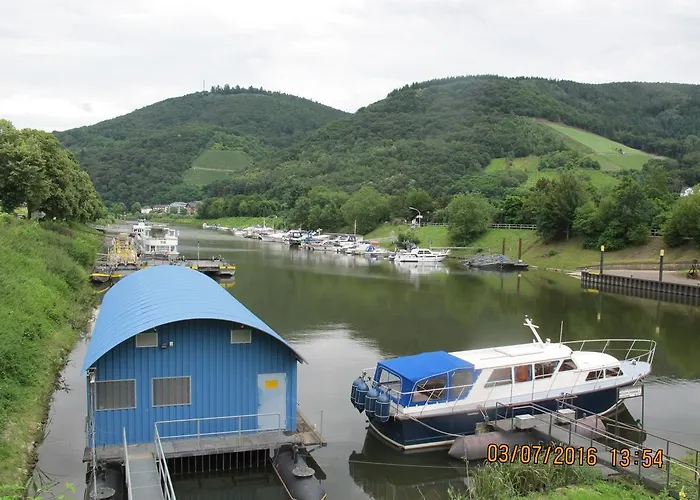 Mosel - River - Quartier 31 Lieser